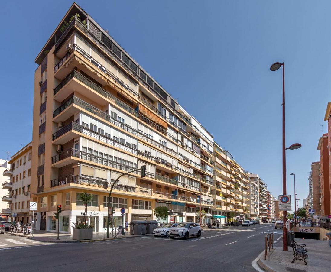 Lujan Deluxe Suites By Valcambre Sevilla Exterior foto